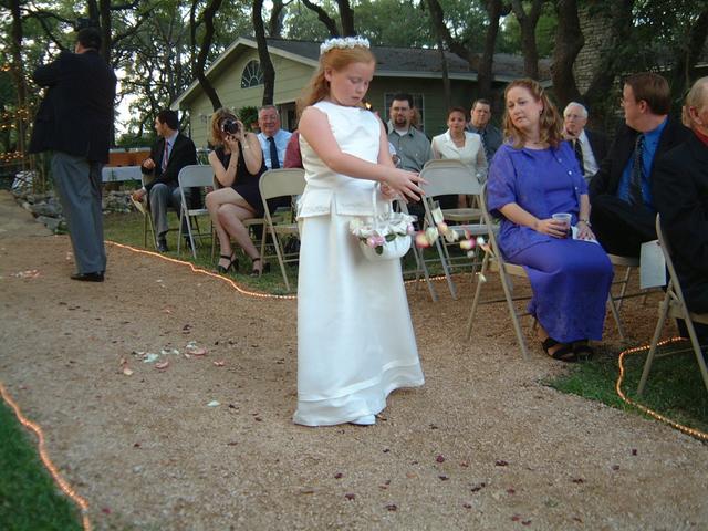 2003/10(Oct)/03(Urbik-Wedding)/640x480_2003-10-05 18-04-32.JPG